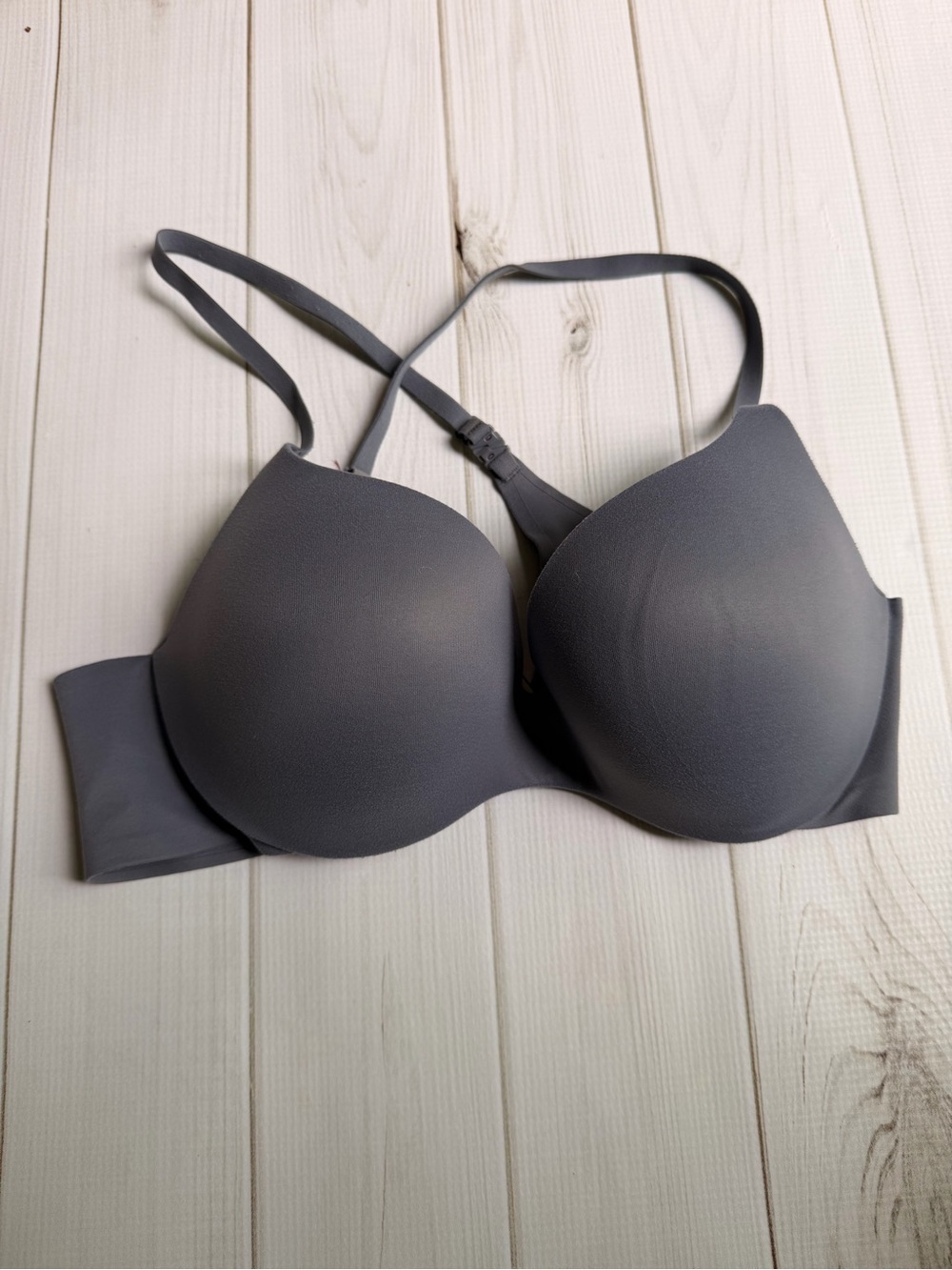 Victoria's Secret Gray Smooth Molded Underwire Bra